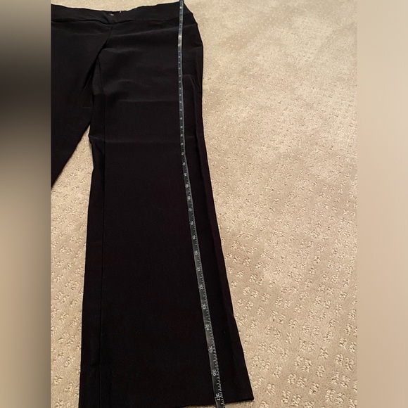 Nic+Zoe straight leg black pants - size 4 - Picture 7 of 9
